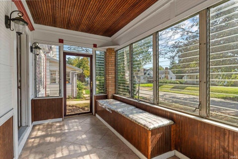 Tiny photo for 413 Tonti Street, South Bend, IN 46617 (MLS # 202641841)