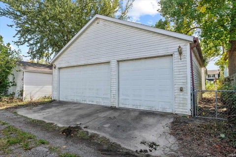 Tiny photo for 413 Tonti Street, South Bend, IN 46617 (MLS # 202641841)
