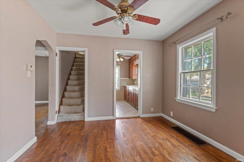 Tiny photo for 413 Tonti Street, South Bend, IN 46617 (MLS # 202641841)