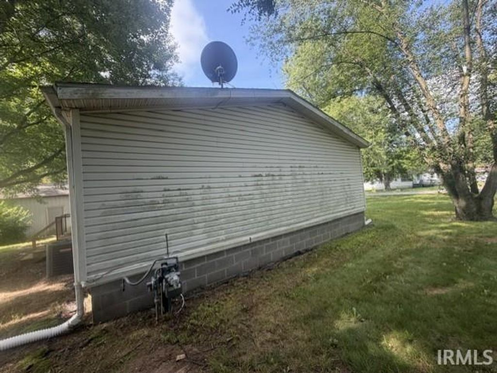 Photo of 6881 NE Suburban Drive, Michigan City, IN 46360 (MLS # 202629586)
