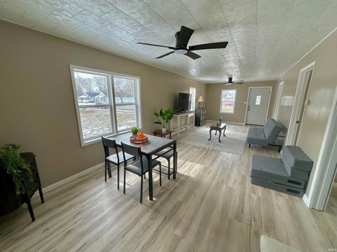 Tiny photo for 1610 N Jay Street, Kokomo, IN 46901 (MLS # 202614805)