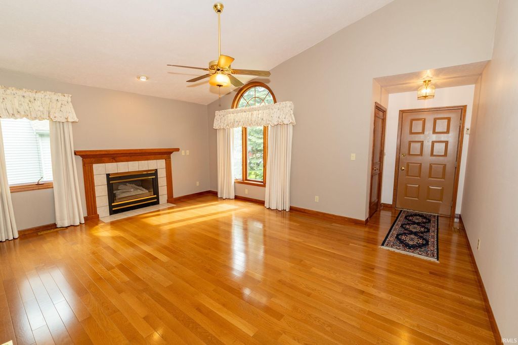 Photo of 1901 Creekwood Drive, South Bend, IN 46635 (MLS # 202616998)