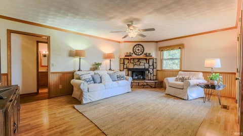 Tiny photo for 8843 E 200 N, Marion, IN 46952 (MLS # 202644935)