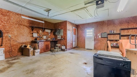 Tiny photo for 8843 E 200 N, Marion, IN 46952 (MLS # 202644935)