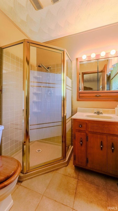 Tiny photo for 8843 E 200 N, Marion, IN 46952 (MLS # 202644935)