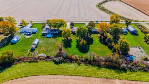 Tiny photo for 8843 E 200 N, Marion, IN 46952 (MLS # 202644935)