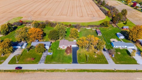 Tiny photo for 8843 E 200 N, Marion, IN 46952 (MLS # 202644935)