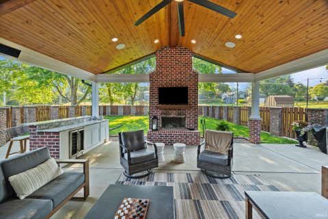 Tiny photo for 1711 Hemlock Road, Lafayette, IN 47905 (MLS # 202626751)