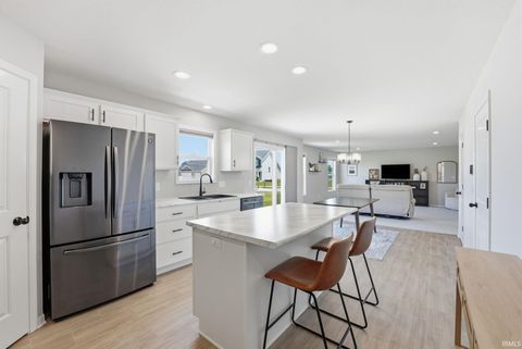 Tiny photo for 14624 Verona Lakes Passage, Fort Wayne, IN 46814 (MLS # 202627453)