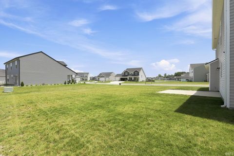 Tiny photo for 14624 Verona Lakes Passage, Fort Wayne, IN 46814 (MLS # 202627453)