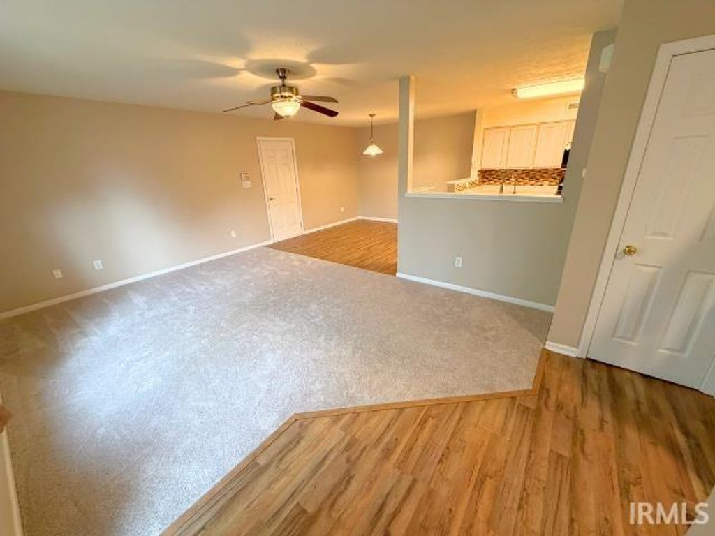 Photo of 5447 Kelvington Lane, Indianapolis, IN 46254 (MLS # 202615780)