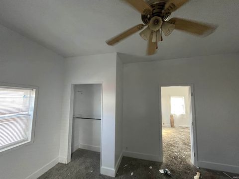 Tiny photo for 817 N Mulberry Street, Muncie, IN 47305 (MLS # 202608505)
