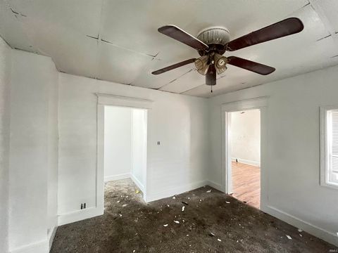 Tiny photo for 817 N Mulberry Street, Muncie, IN 47305 (MLS # 202608505)