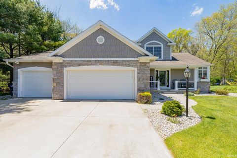 Photo of 57377 Karington Court, Elkhart, IN 46514 (MLS # 202618313)