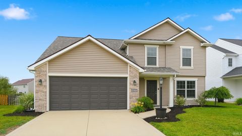 Photo of 422 Heyford Court, Fort Wayne, IN 46818 (MLS # 202624773)