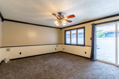 Tiny photo for 407 E 4th Street, North Manchester, IN 46962 (MLS # 202637928)