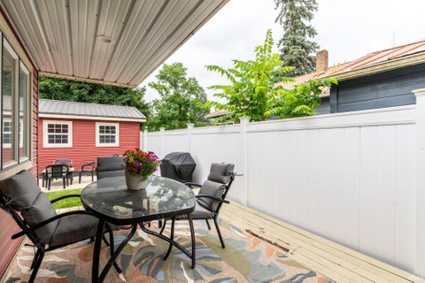 Tiny photo for 407 E 4th Street, North Manchester, IN 46962 (MLS # 202637928)