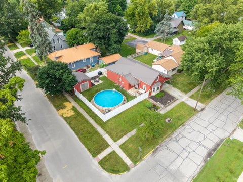 Tiny photo for 407 E 4th Street, North Manchester, IN 46962 (MLS # 202637928)