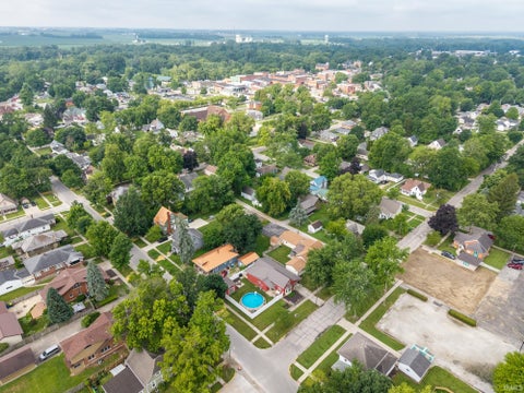 Tiny photo for 407 E 4th Street, North Manchester, IN 46962 (MLS # 202637928)