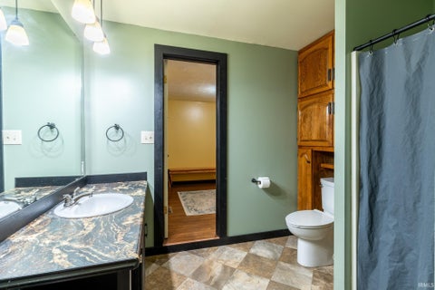 Tiny photo for 407 E 4th Street, North Manchester, IN 46962 (MLS # 202637928)