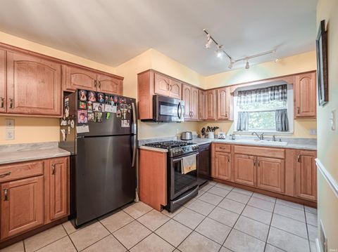 Tiny photo for 8103 Pine Creek Drive, Evansville, IN 47710 (MLS # 202618495)