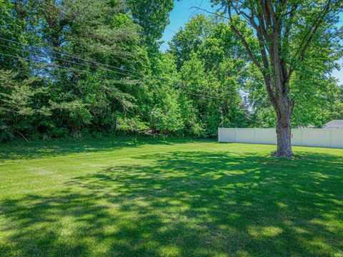 Tiny photo for 8103 Pine Creek Drive, Evansville, IN 47710 (MLS # 202618495)