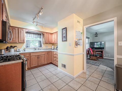 Tiny photo for 8103 Pine Creek Drive, Evansville, IN 47710 (MLS # 202618495)