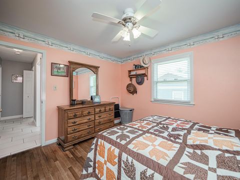 Tiny photo for 8103 Pine Creek Drive, Evansville, IN 47710 (MLS # 202618495)