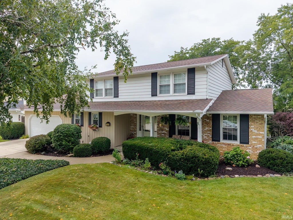 Photo of 11329 Shalimar Drive, Fort Wayne, IN 46845 (MLS # 202636941)