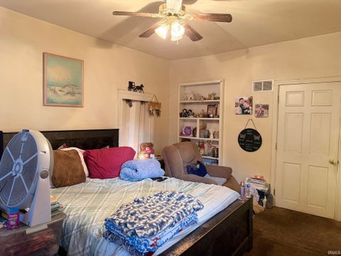 Tiny photo for 201 N Franklin Street, Mentone, IN 46539 (MLS # 202629019)