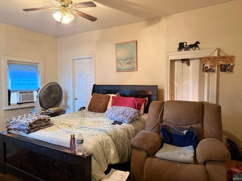 Tiny photo for 201 N Franklin Street, Mentone, IN 46539 (MLS # 202629019)