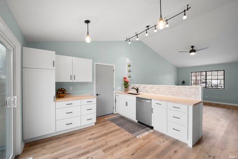 Tiny photo for 317 Winchester Avenue, Lafayette, IN 47909 (MLS # 202606055)