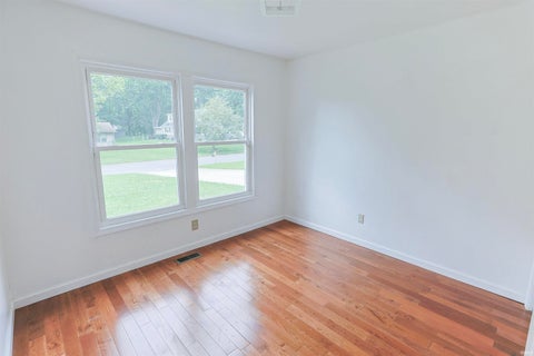 Tiny photo for 53134 old farm Road, Elkhart, IN 46514 (MLS # 202637247)