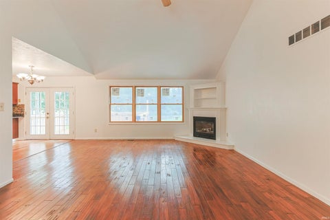 Tiny photo for 53134 old farm Road, Elkhart, IN 46514 (MLS # 202637247)