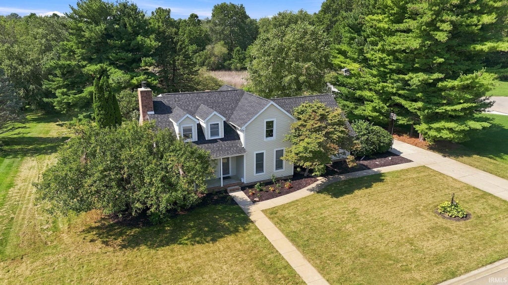 Photo of 1709 S Walnut Drive, Warsaw, IN 46580 (MLS # 202628208)