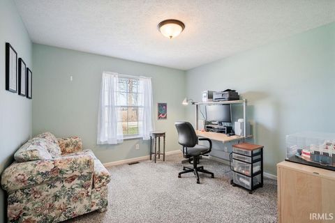 Tiny photo for 2613 COLUMBUS Boulevard, Kokomo, IN 46901 (MLS # 202608723)