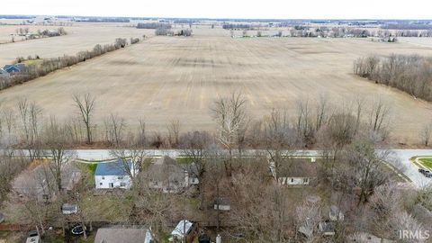 Tiny photo for 2613 COLUMBUS Boulevard, Kokomo, IN 46901 (MLS # 202608723)