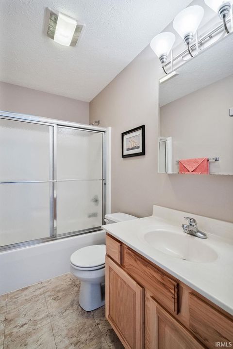 Tiny photo for 2613 COLUMBUS Boulevard, Kokomo, IN 46901 (MLS # 202608723)