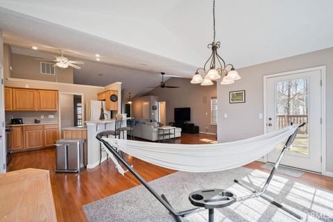 Tiny photo for 2613 COLUMBUS Boulevard, Kokomo, IN 46901 (MLS # 202608723)