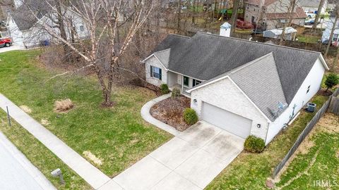 Tiny photo for 2613 COLUMBUS Boulevard, Kokomo, IN 46901 (MLS # 202608723)