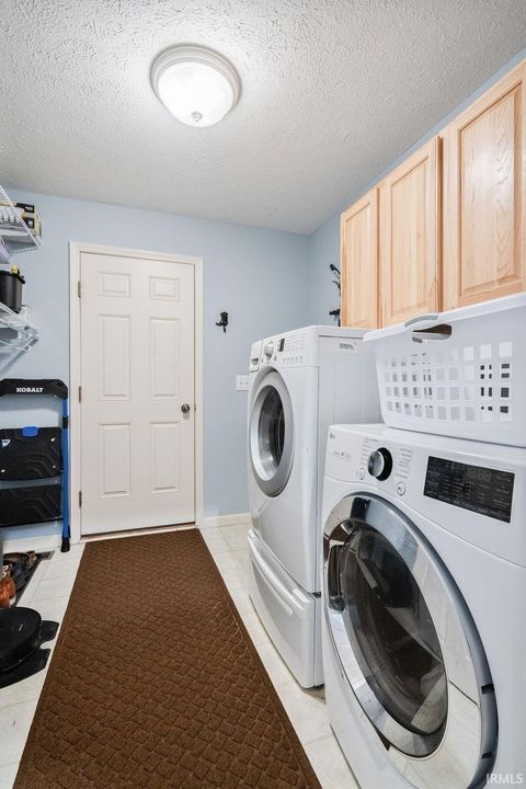 Tiny photo for 2613 COLUMBUS Boulevard, Kokomo, IN 46901 (MLS # 202608723)