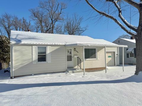 Tiny photo for 3404 S Grant Street, Muncie, IN 47303 (MLS # 202548914)