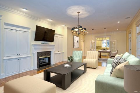 Tiny photo for 1521 Larkinwood Lane, Evansville, IN 47715 (MLS # 202549410)