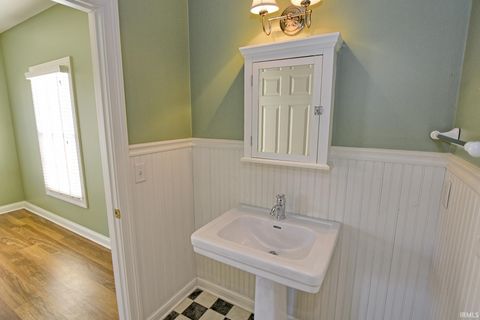 Tiny photo for 1521 Larkinwood Lane, Evansville, IN 47715 (MLS # 202549410)