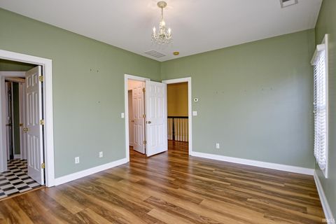 Tiny photo for 1521 Larkinwood Lane, Evansville, IN 47715 (MLS # 202549410)