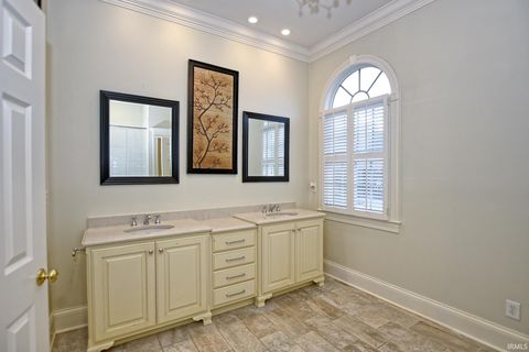 Tiny photo for 1521 Larkinwood Lane, Evansville, IN 47715 (MLS # 202549410)