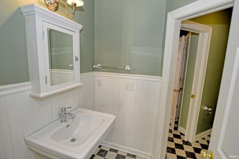 Tiny photo for 1521 Larkinwood Lane, Evansville, IN 47715 (MLS # 202549410)