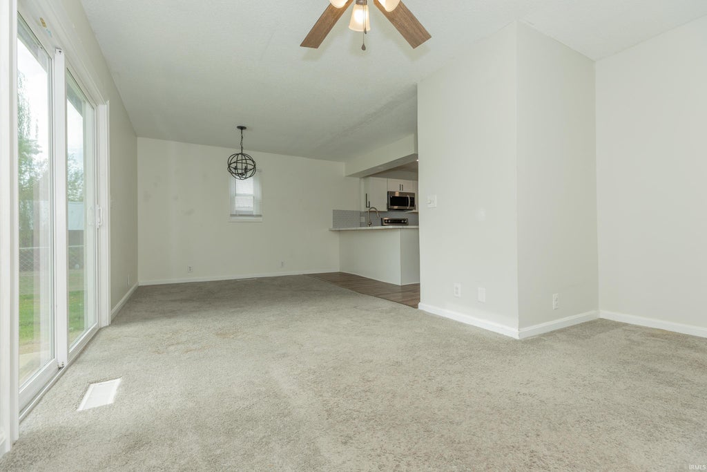 Photo of 1624 S Red Bank Road #A, Evansville, IN 47712 (MLS # 202638752)