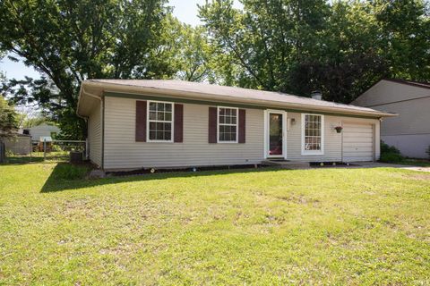 Photo of 3335 Commanche Trail, Lafayette, IN 47909 (MLS # 202617206)