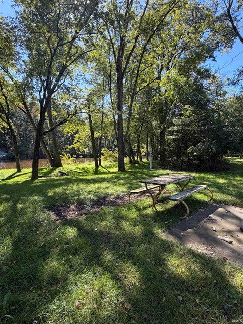 Tiny photo for 4174 S Port Edward Road, Winamac, IN 46996 (MLS # 202641130)